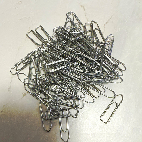 Büroklammern aus metall - aus,