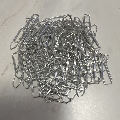 Büroklammern aus metall - aus,